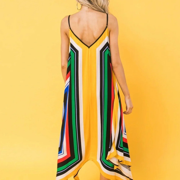 Jealous Tomato Adjustable Strap Geometric Print V-neck Maxi Dress Size Small - Picture 3 of 8